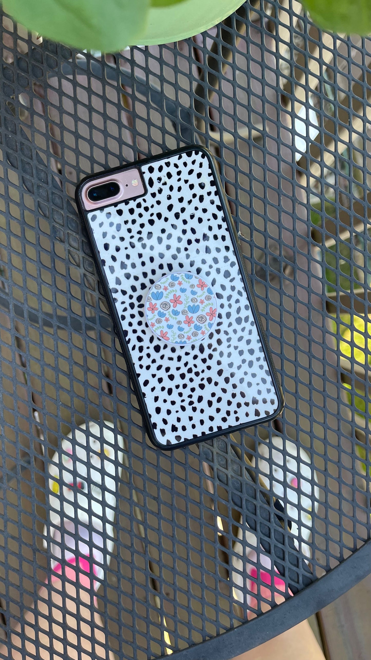 Floral Doodles - Pop Socket